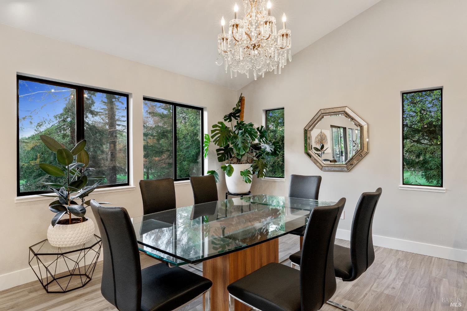 4303 Sonoma Mountain Road Santa Rosa, CA 95404 - Photo 10 of 22 Gallery Image 10