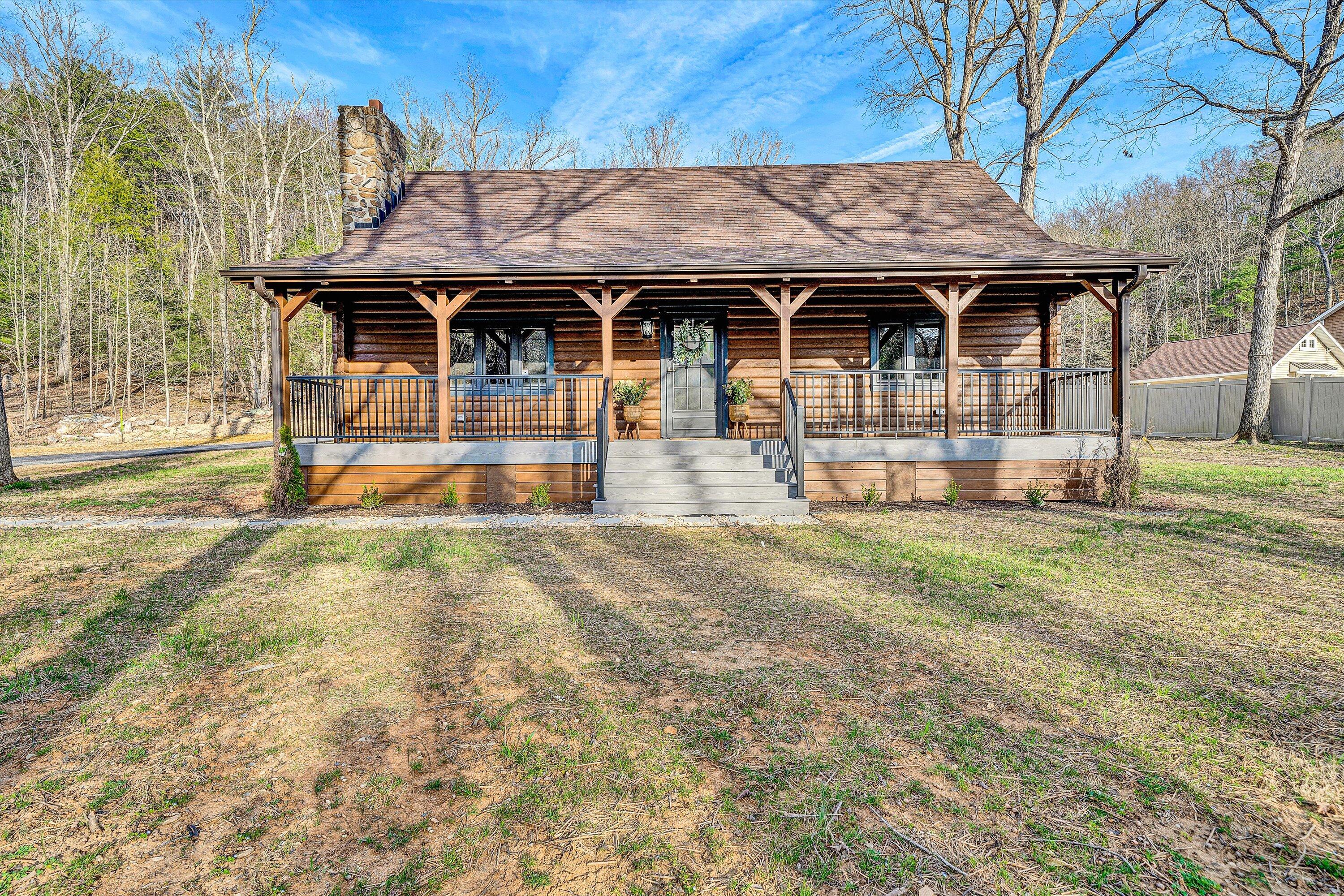 2512 Wildwood Road Salem, VA 24153 - Photo 2 of 46 02-DSC00139