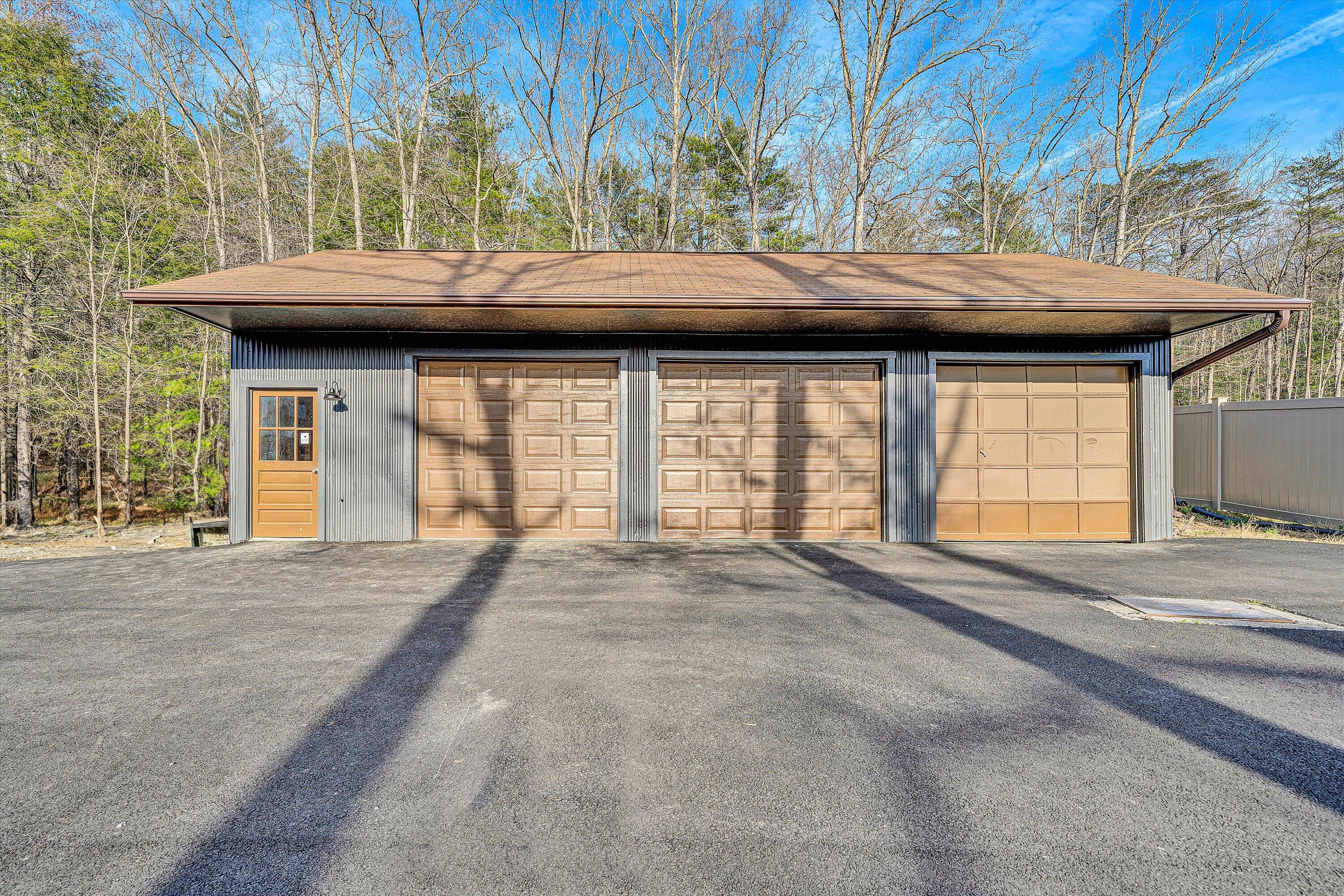 2512 Wildwood Road Salem, VA 24153 - Photo 40 of 46 40-DSC00127