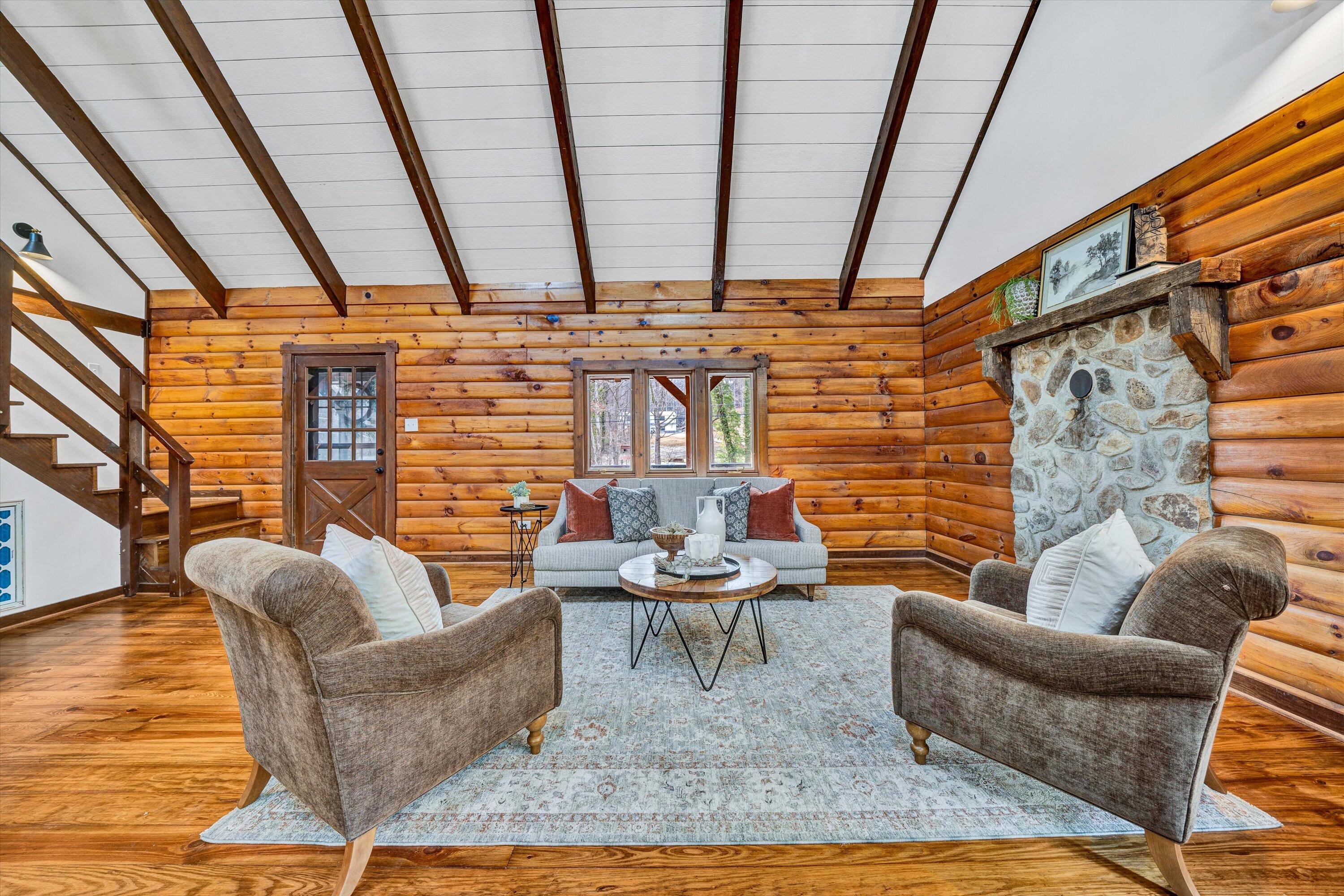 2512 Wildwood Road Salem, VA 24153 - Photo 5 of 46 05-DSC00004