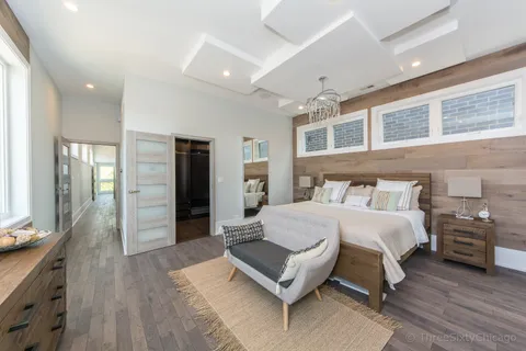 $1,650,000 | 2125 West Erie Street, Chicago, IL 60612