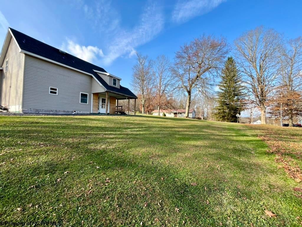 625 Q Reedsville, WV 26547 - Photo 3 of 33 Gallery Image 3