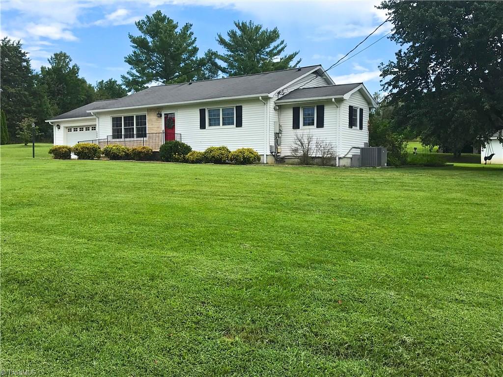 1328 Ridge Road Mocksville, NC 27028 - Photo 3 of 19