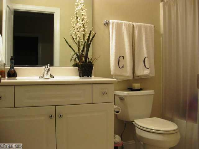 1429 Downington Road Clemmons, NC 27012 - Photo 14 of 16 Other Bath. upstairs bath