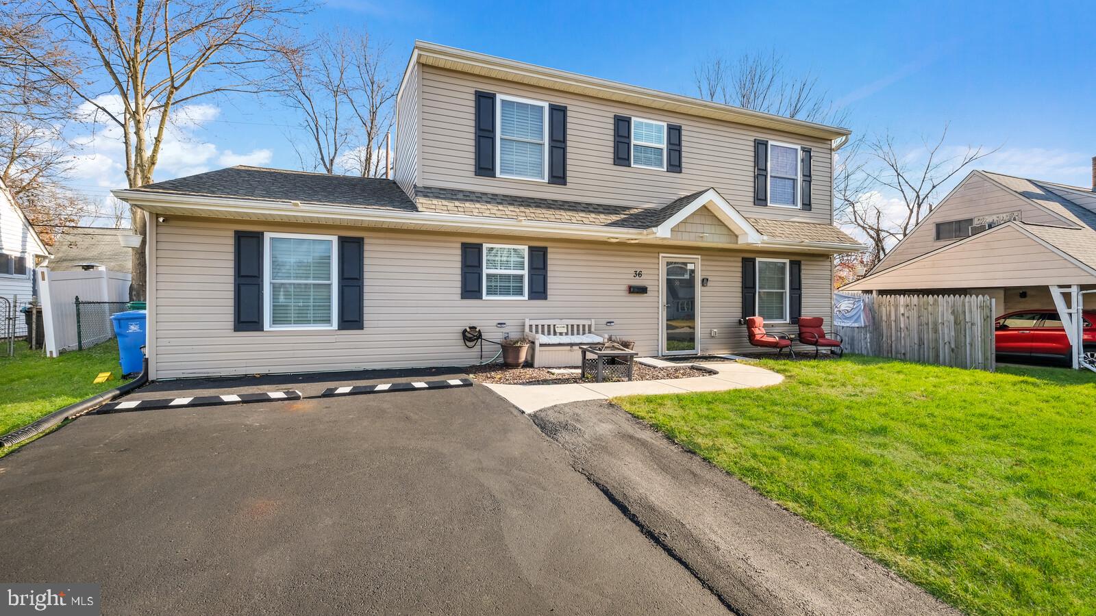 36 Gingerbush Road Levittown, PA 19057 - Photo 3 of 24 Gallery Image 3