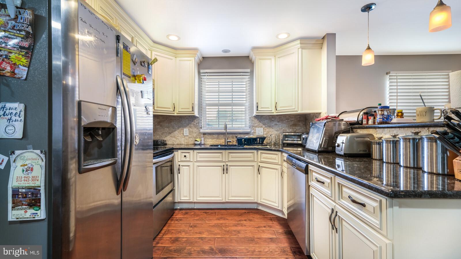 36 Gingerbush Road Levittown, PA 19057 - Photo 5 of 24 Gallery Image 5