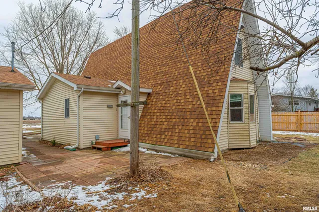 $275,000 | 6897 North Cantrall Creek Road, Cantrall, IL 62625