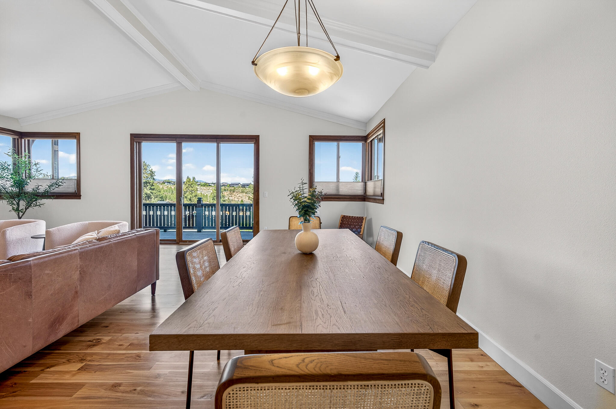 19305 Brookside Way Bend, OR 97702 - Photo 8 of 47 High ceilings & open concept