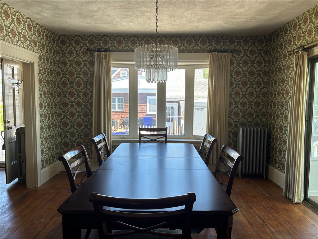 12 Bloomfield Street Pawtucket, RI 02861 - Photo 11 of 46