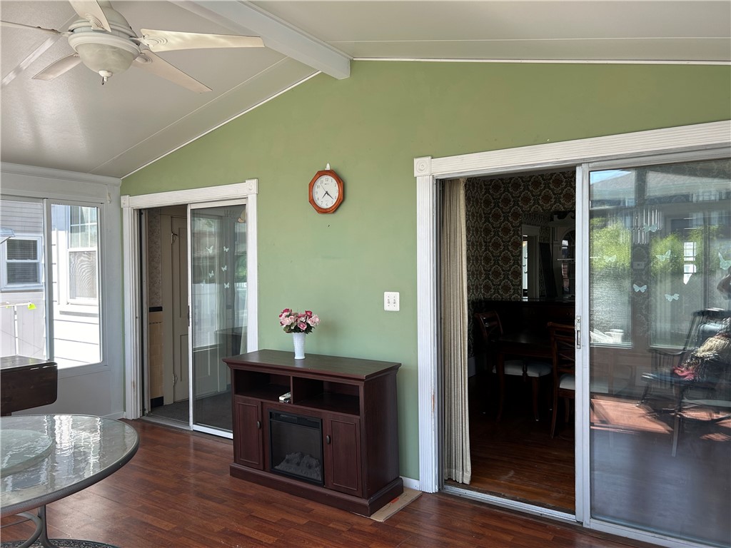 12 Bloomfield Street Pawtucket, RI 02861 - Photo 12 of 46