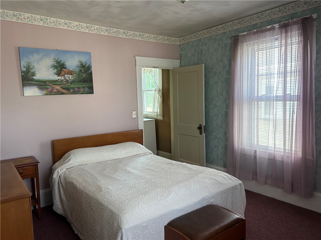 12 Bloomfield Street Pawtucket, RI 02861 - Photo 23 of 46