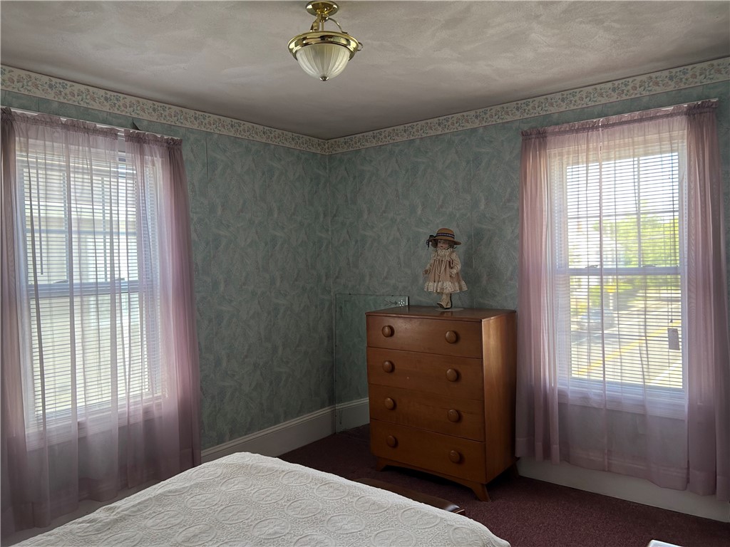 12 Bloomfield Street Pawtucket, RI 02861 - Photo 25 of 46