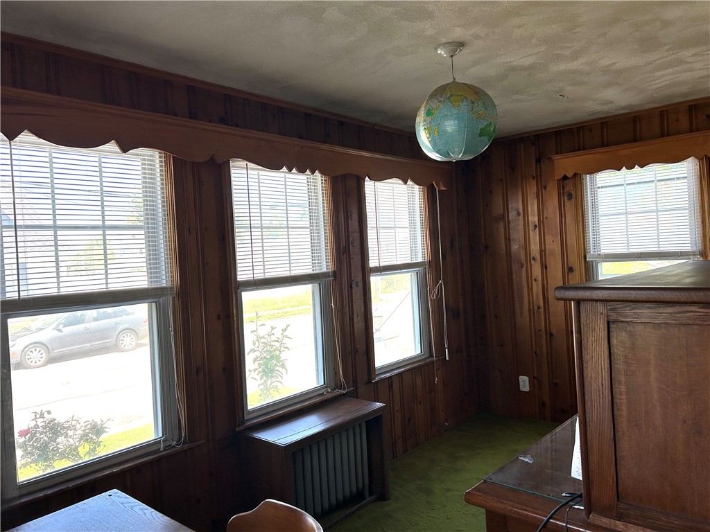 12 Bloomfield Street Pawtucket, RI 02861 - Photo 38 of 46