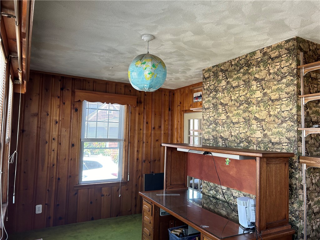 12 Bloomfield Street Pawtucket, RI 02861 - Photo 39 of 46