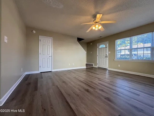 $1,500 | 46 Pirates Cove Drive, Swansboro, NC 28584