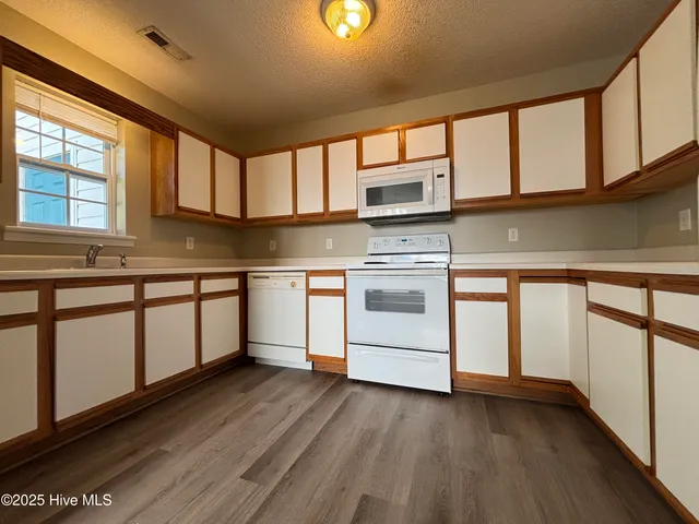 $1,500 | 46 Pirates Cove Drive, Swansboro, NC 28584