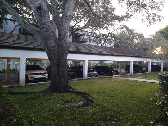 $197,500 | 7554 Stirling Road, Unit 105, Davie, FL 33024