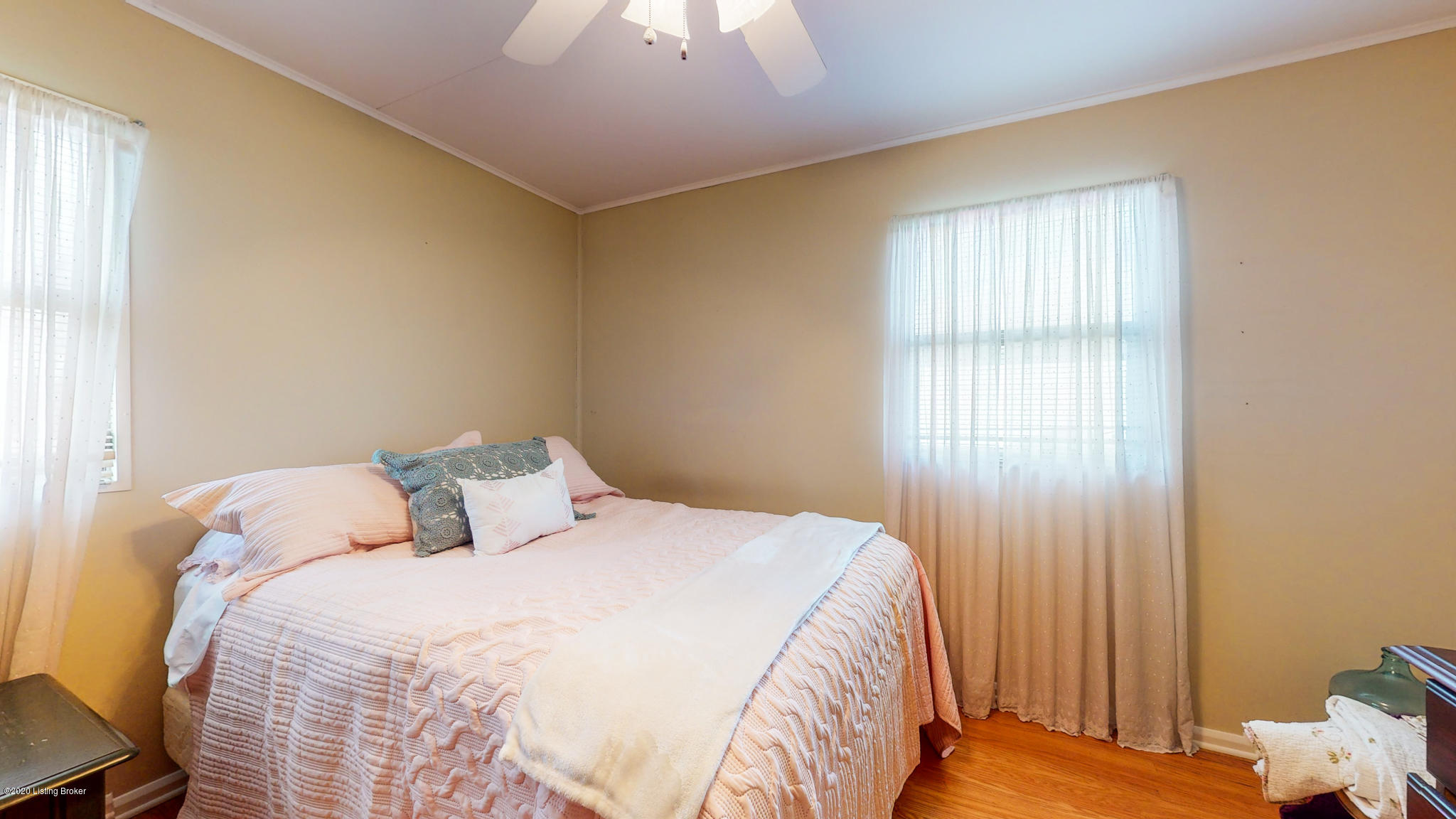 2819 Rio Rita Avenue Louisville, KY 40220 - Photo 29 of 38 Bedroom 3