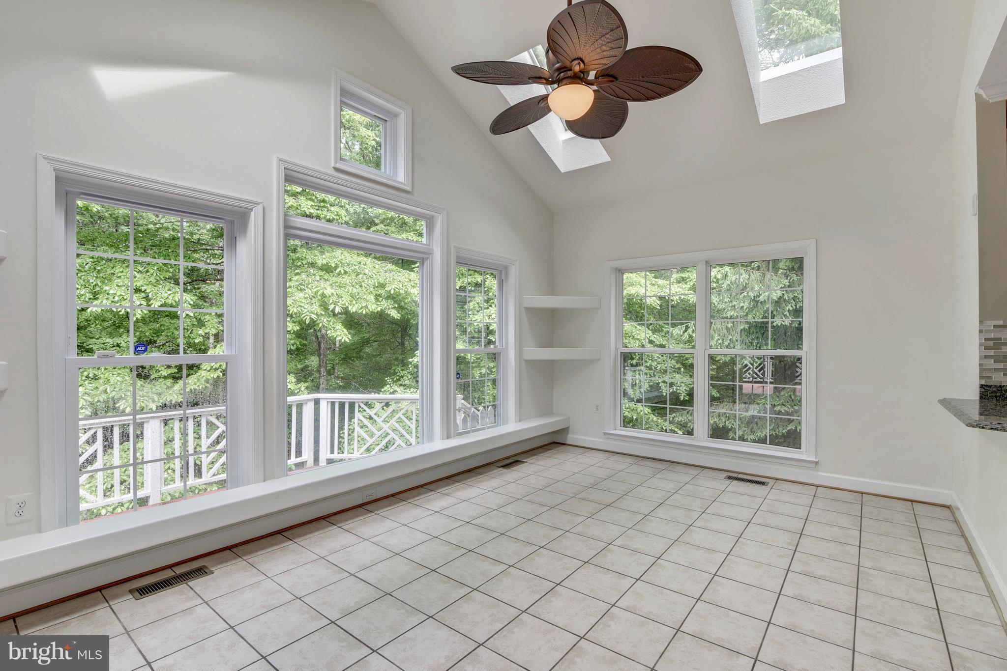 11840 Coloriver Road Manassas, VA 20112 - Photo 8 of 30 SUNROOM