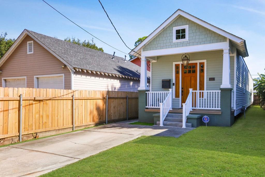 814 Monroe Street Gretna, LA 70053 - Photo 2 of 17