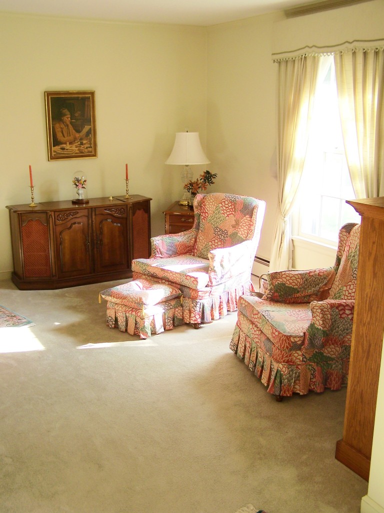 415 Highfield Road Salem, VA 24153 - Photo 8 of 44 Spacious Formal Living Room
