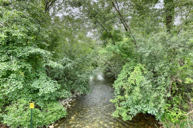 $279,900 | 18 Road L Merton Wi 53066, Oconomowoc, WI 53066