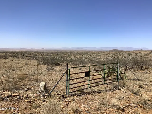 an outdoor view of house with outdoor space