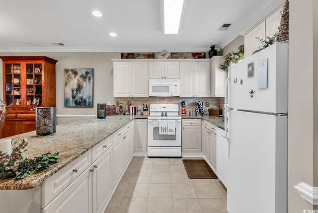 $238,900 | 4870 Luster Leaf Circle, Unit 104, Myrtle Beach, SC 29577