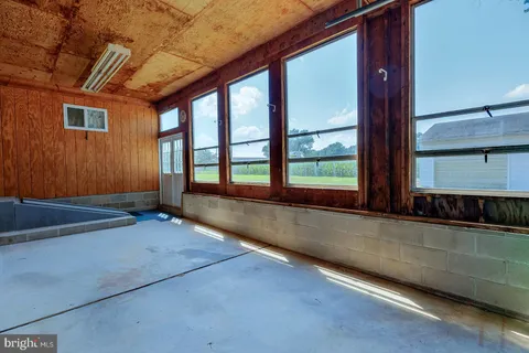 an aerial view of tennis court