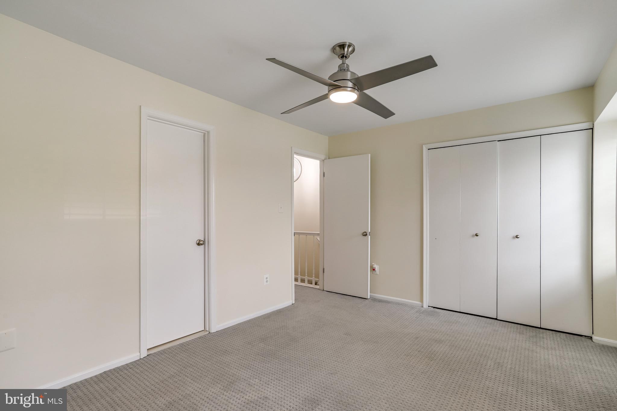 22303 Mayfield Square Sterling, VA 20164 - Photo 19 of 33