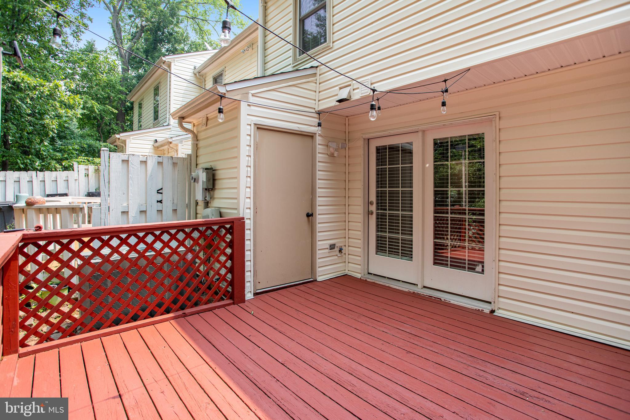 22303 Mayfield Square Sterling, VA 20164 - Photo 30 of 33