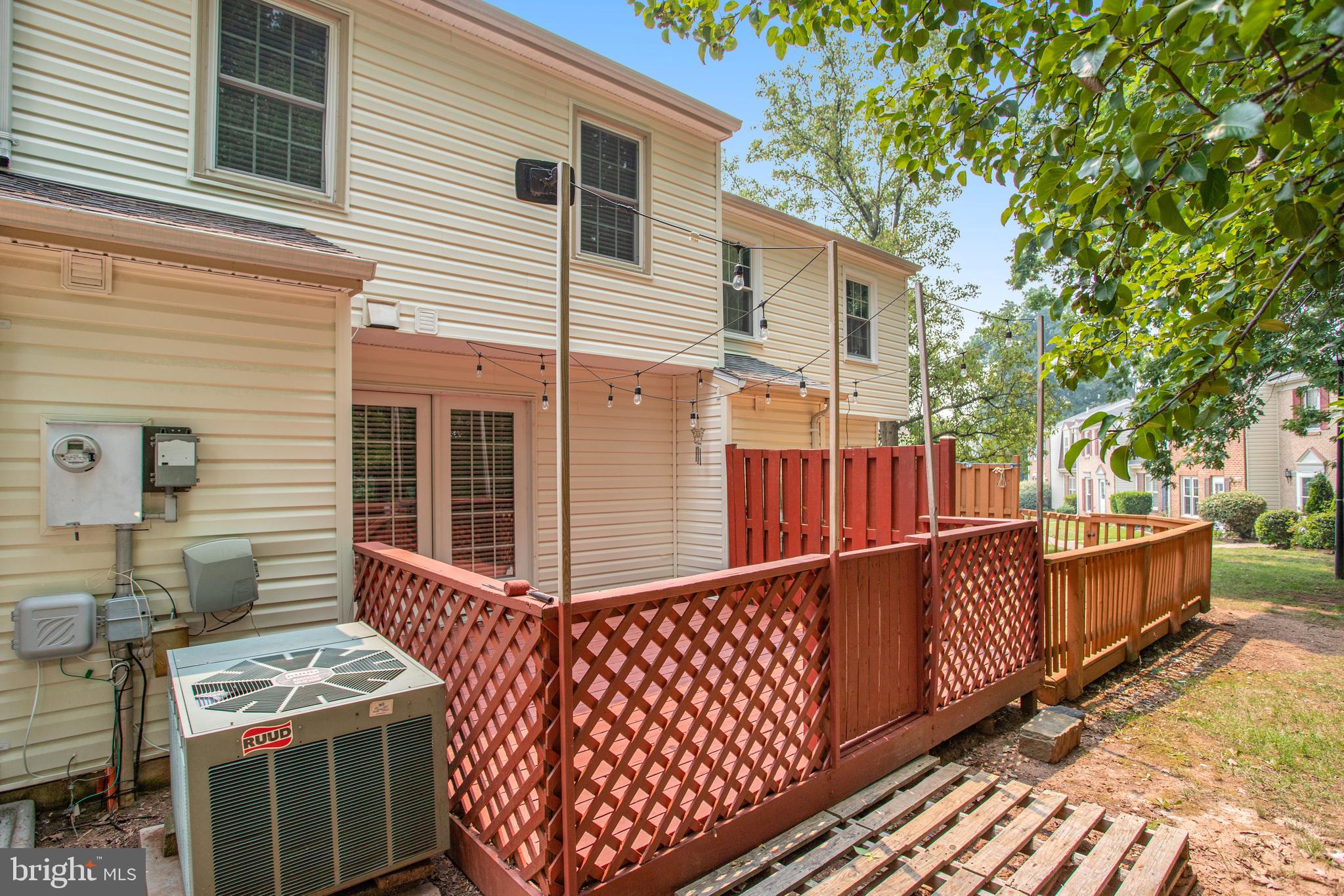 22303 Mayfield Square Sterling, VA 20164 - Photo 33 of 33