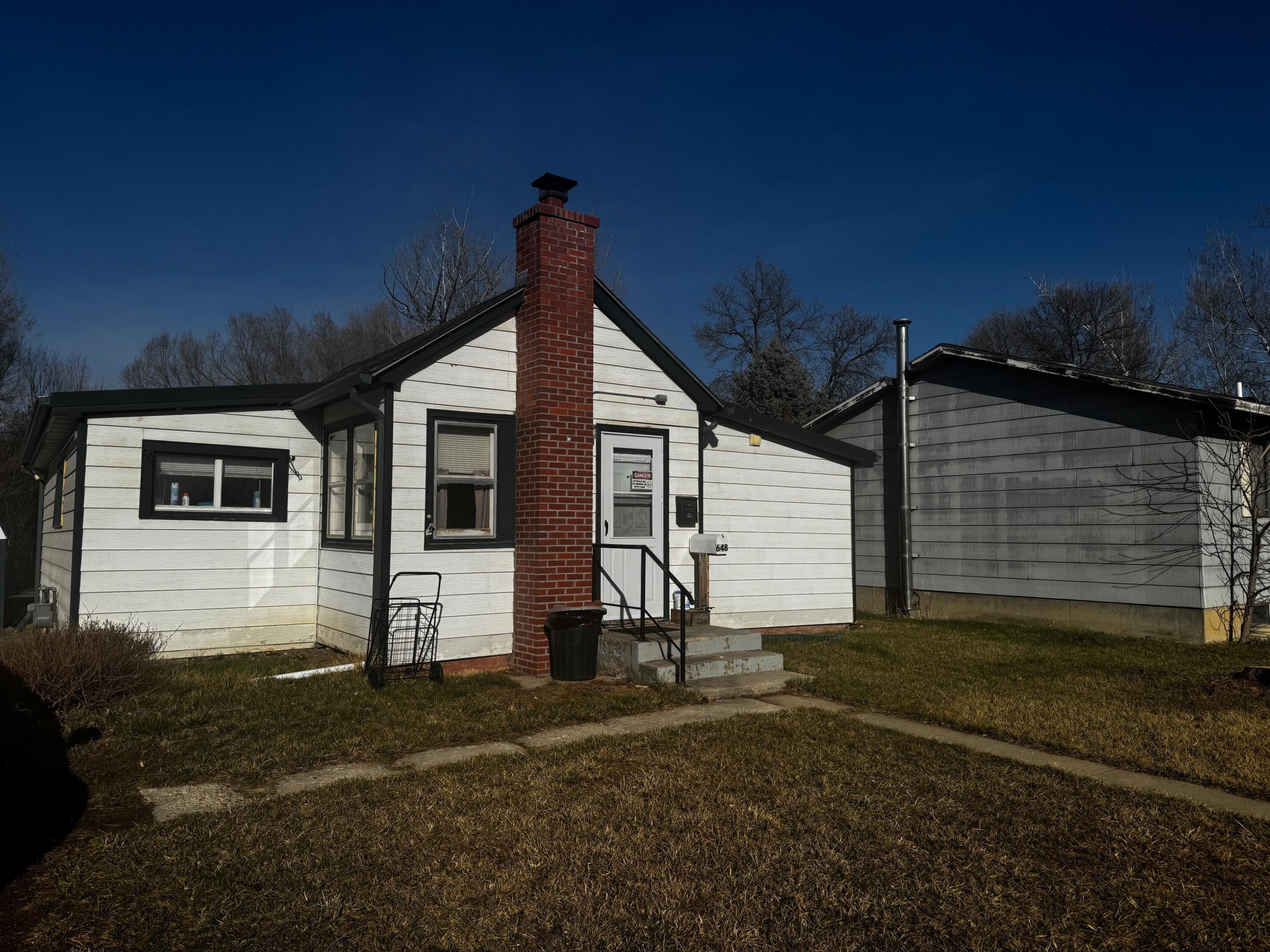 648 Carlin Street Sheridan, WY 82801 - Photo 2 of 13 Front of house 2