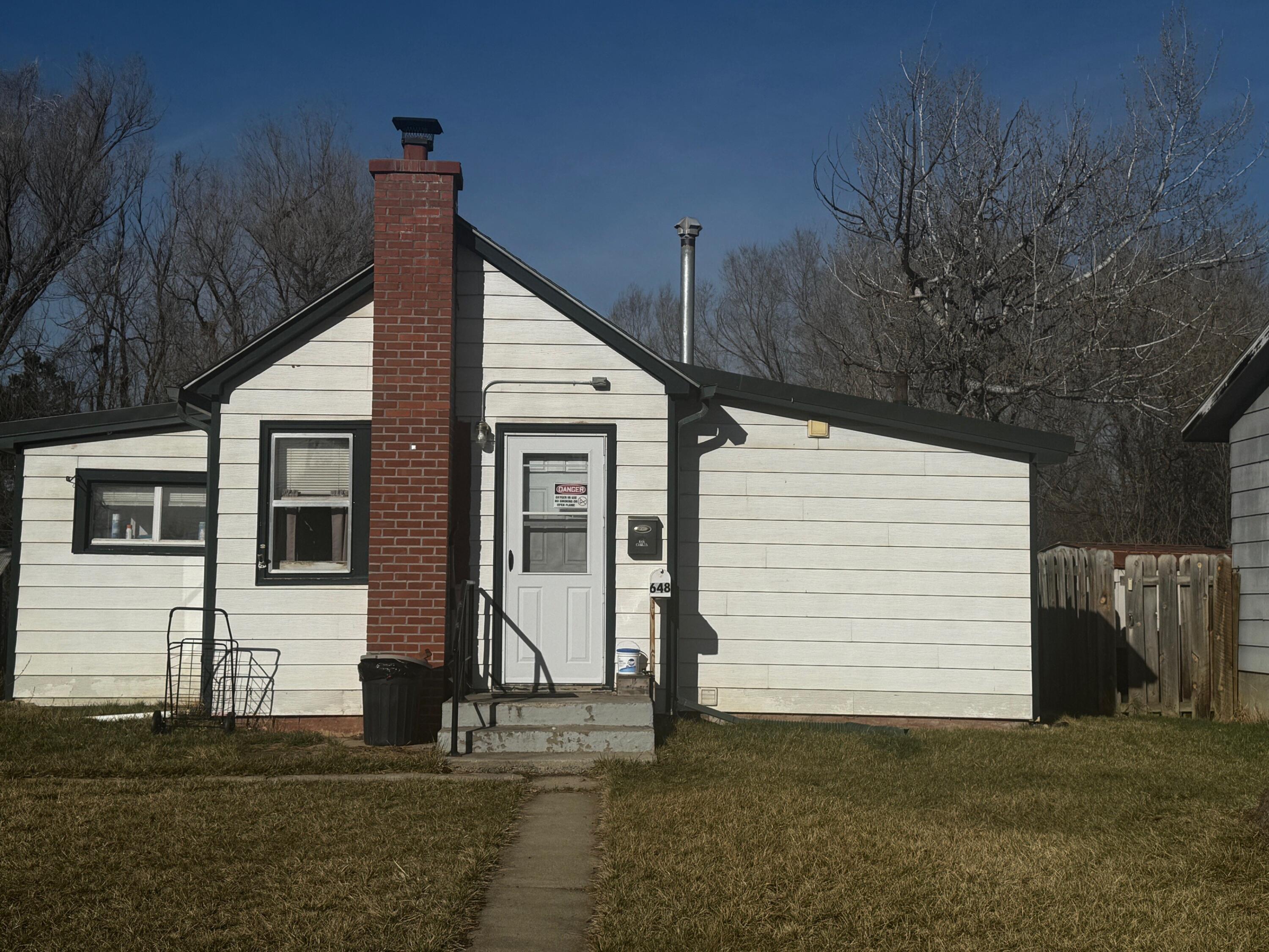 648 Carlin Street Sheridan, WY 82801 - Photo 3 of 13 Front of house