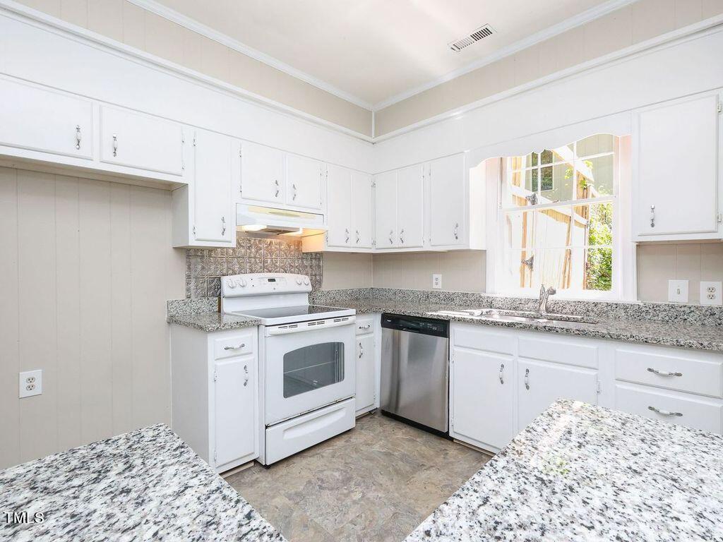 1514 Shadowood Lane Raleigh, NC 27612 - Photo 38 of 85 s38