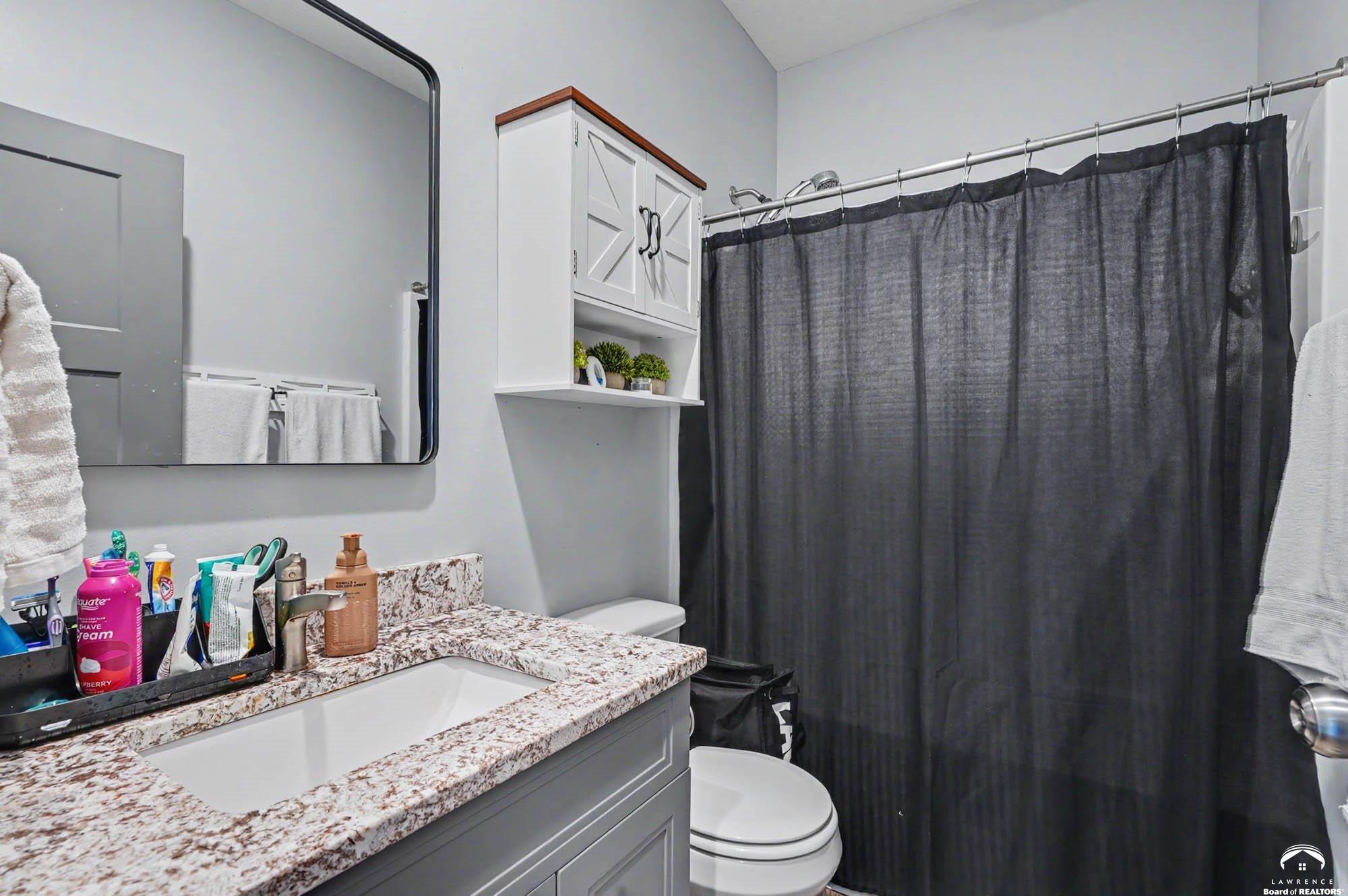 676 East 1375 Road Lawrence, KS 66046 - Photo 30 of 48
