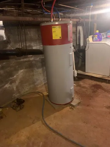 $125,000 | 91 Elm Street, Millinocket, ME 04462