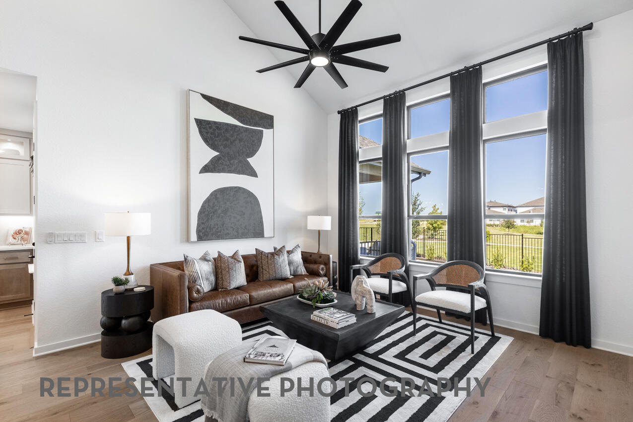 8909 Turaco Trail Austin, TX 78744 - Photo 11 of 28