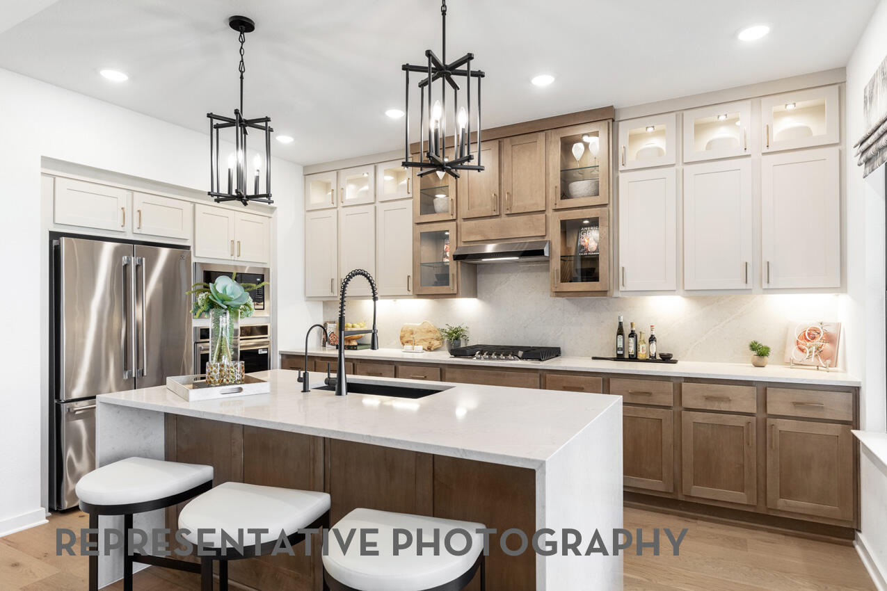 8909 Turaco Trail Austin, TX 78744 - Photo 2 of 28