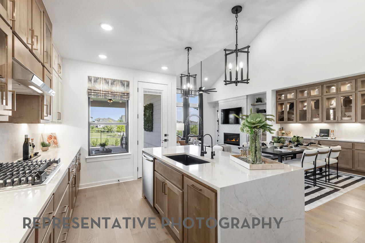 8909 Turaco Trail Austin, TX 78744 - Photo 7 of 28