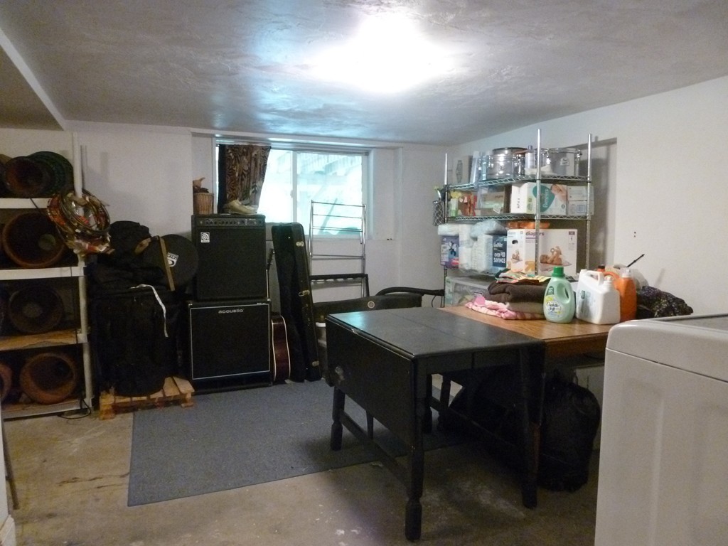 27 Indian Hill Road Worcester, MA 01606 - Photo 25 of 30 Gallery Image 25