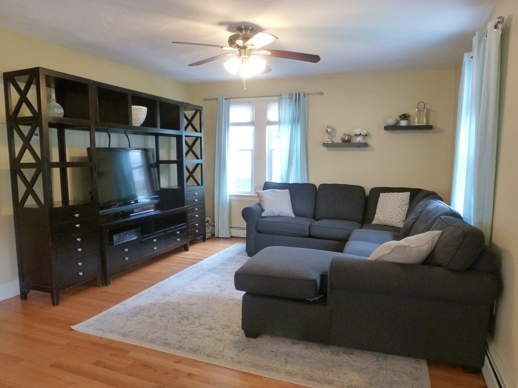 27 Indian Hill Road Worcester, MA 01606 - Photo 10 of 30 Gallery Image 10