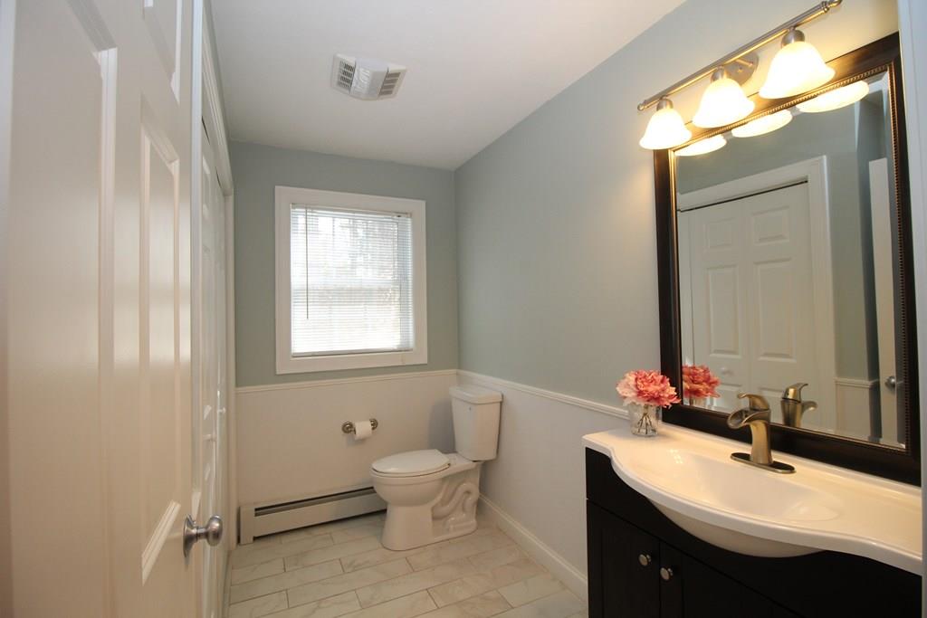 17 Foster Court Gardner, MA 01440 - Photo 11 of 42