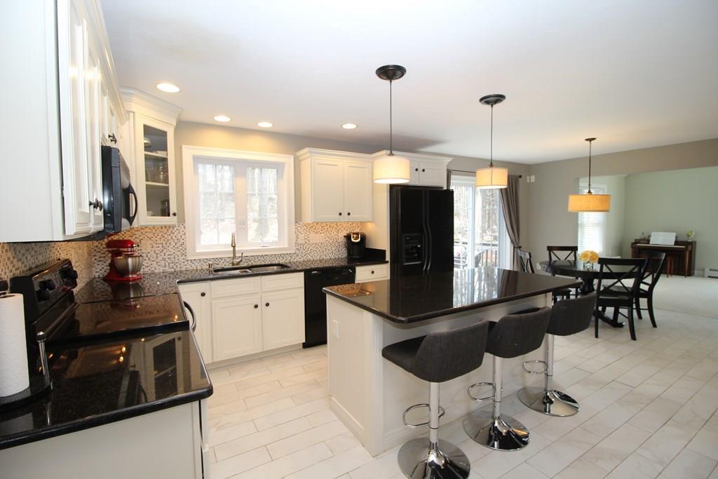 17 Foster Court Gardner, MA 01440 - Photo 10 of 42