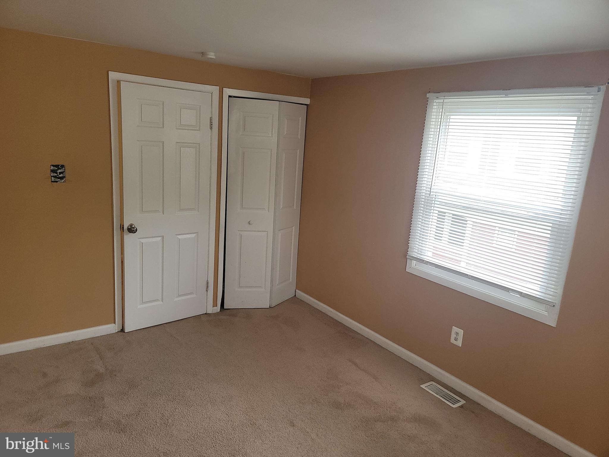 10 Riverview Place Willingboro, NJ 08046 - Photo 12 of 22 Gallery Image 12
