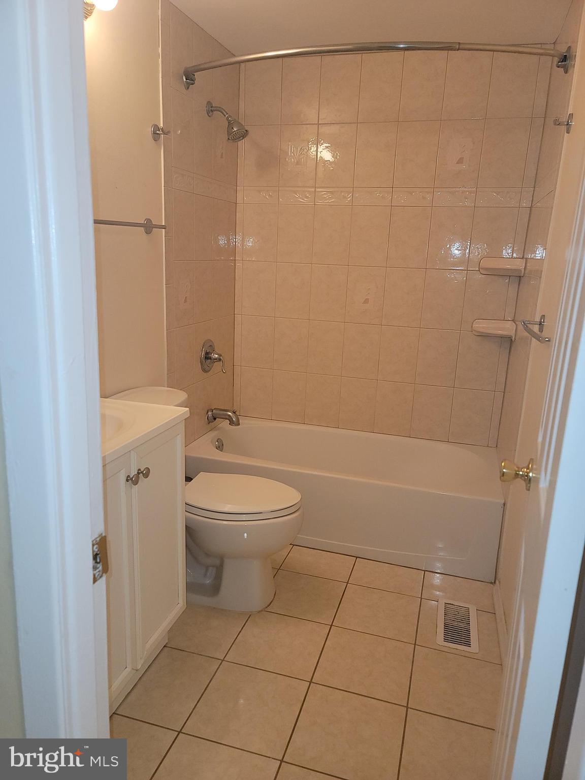 10 Riverview Place Willingboro, NJ 08046 - Photo 16 of 22 Gallery Image 16