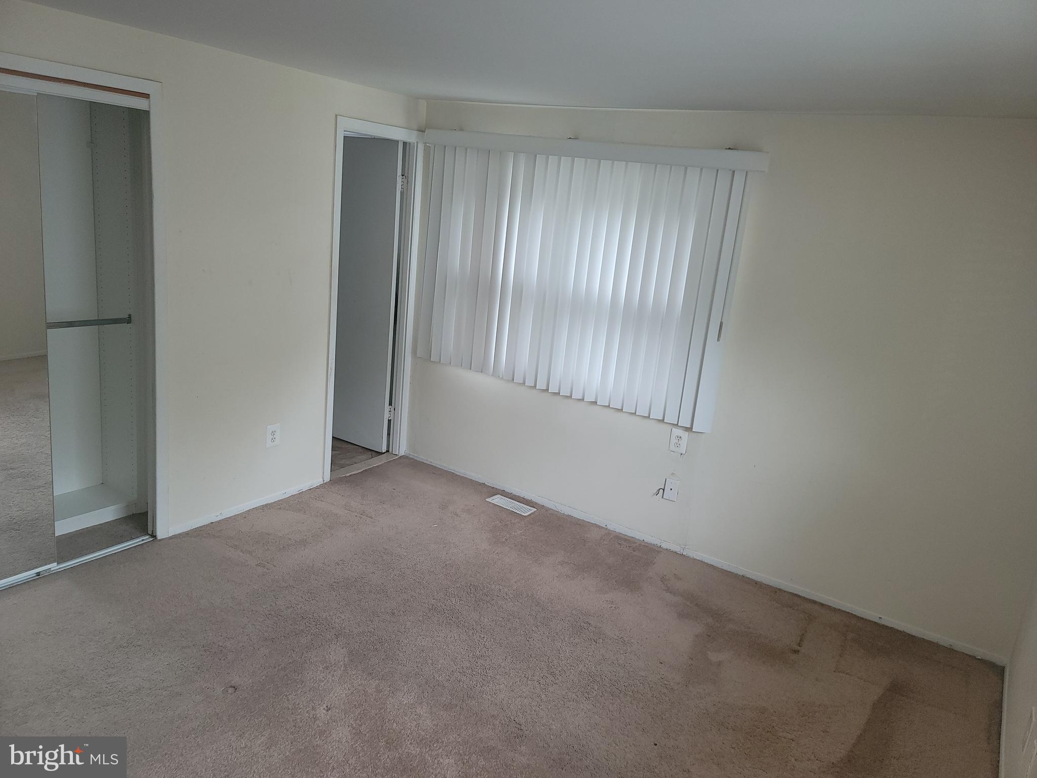 10 Riverview Place Willingboro, NJ 08046 - Photo 9 of 22 Gallery Image 9