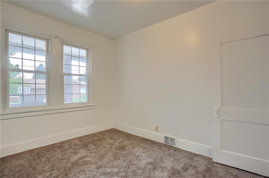 849 Hober Avenue McKees Rocks, PA 15136 - Photo 11 of 24 First floor bedroom 1.