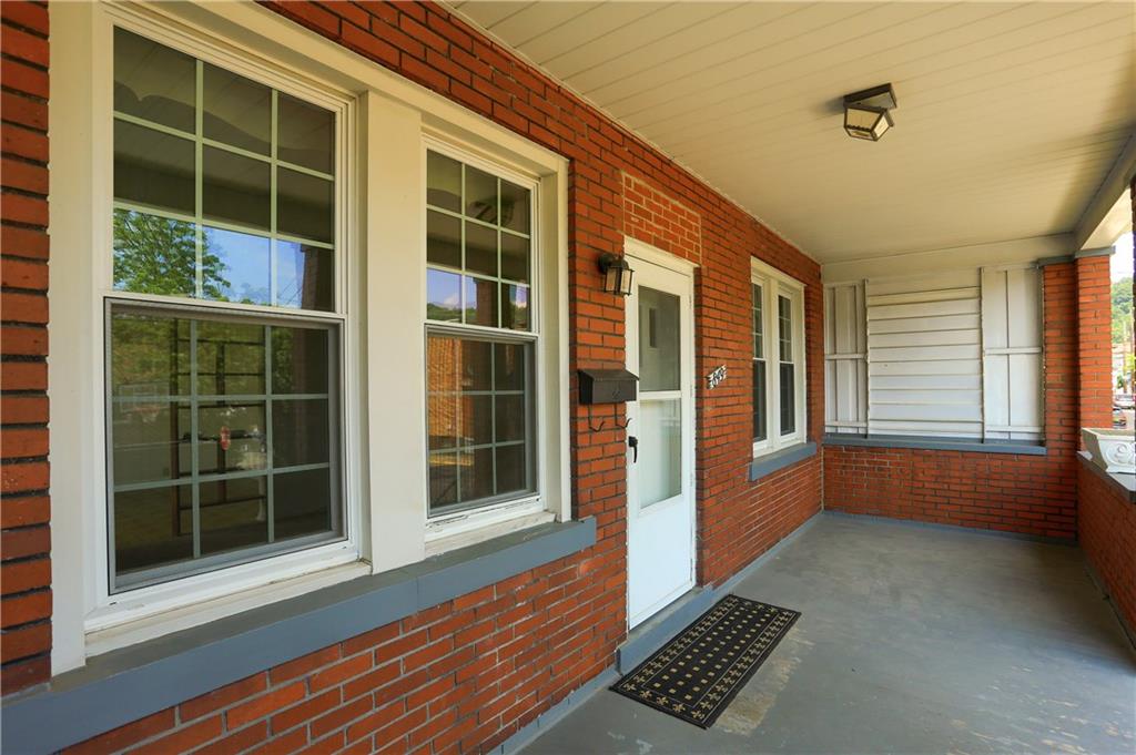 849 Hober Avenue McKees Rocks, PA 15136 - Photo 3 of 24 Front porch area