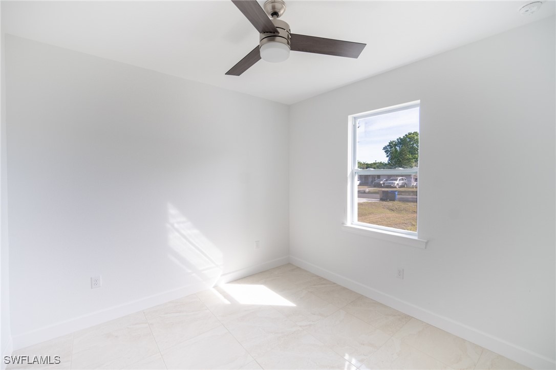 127 Connecticut Road Lehigh Acres, FL 33936 - Photo 12 of 19